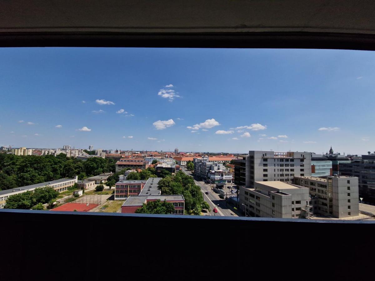 Central Skystudio Lägenhet Timişoara Exteriör bild
